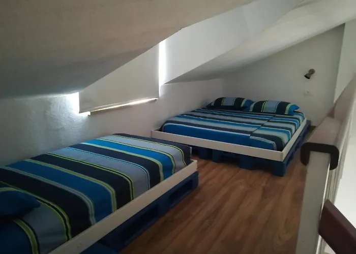 Padre **** * Baška