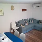 Apartman Padre **** Baška